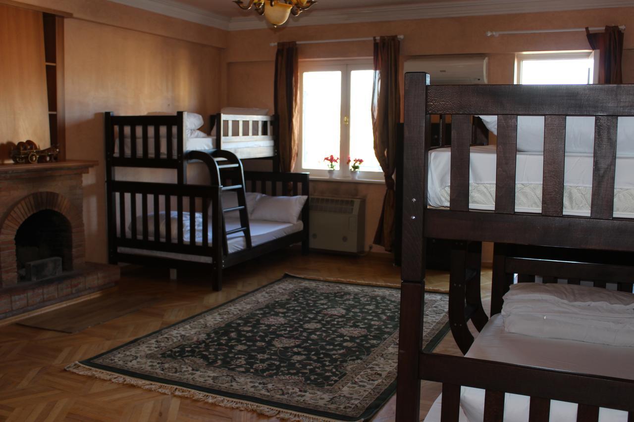 Herrmas Hostel Tbilisi Exteriér fotografie