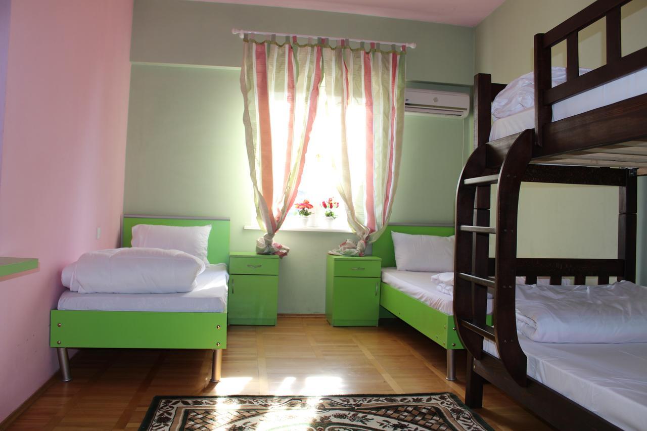 Herrmas Hostel Tbilisi Exteriér fotografie