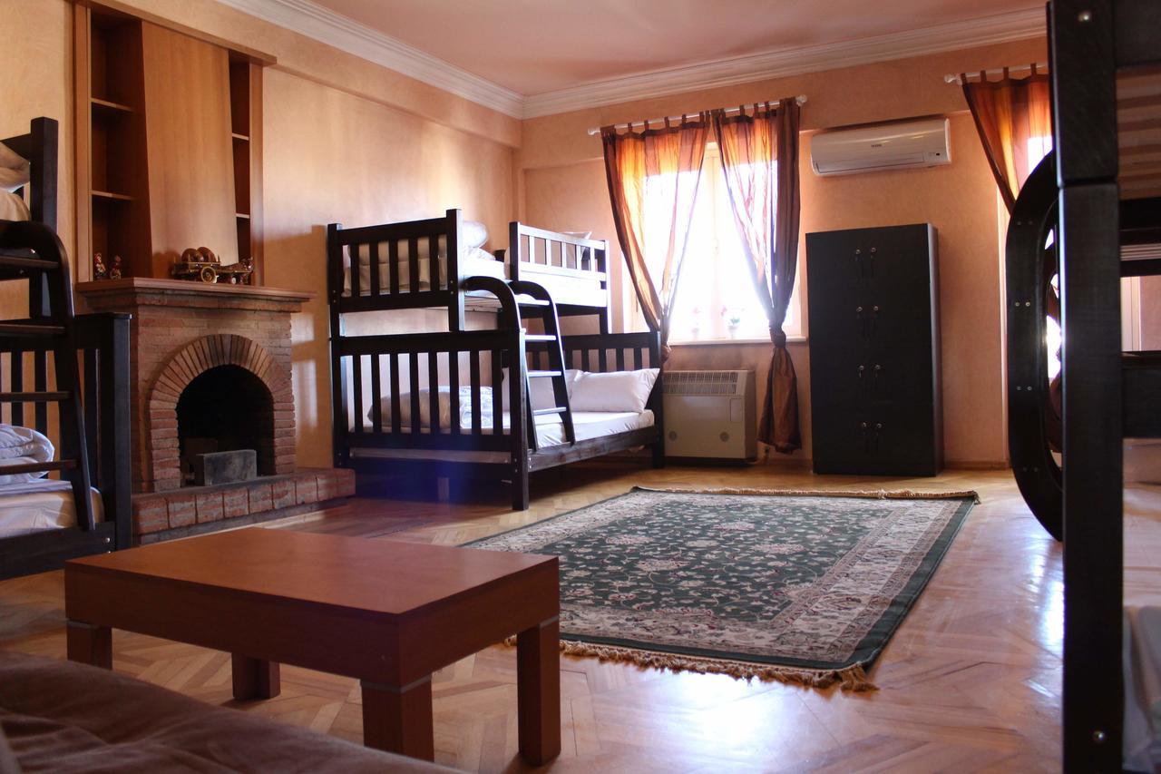 Herrmas Hostel Tbilisi Exteriér fotografie