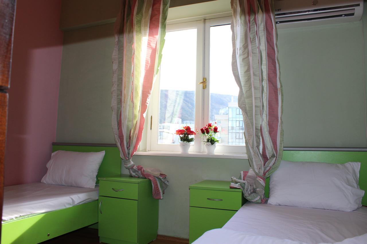Herrmas Hostel Tbilisi Exteriér fotografie